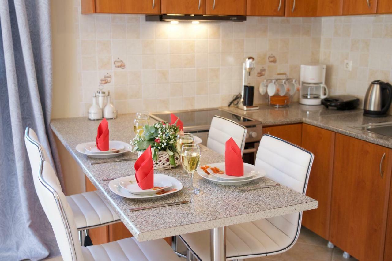 Helenas Apartment Razata Luaran gambar